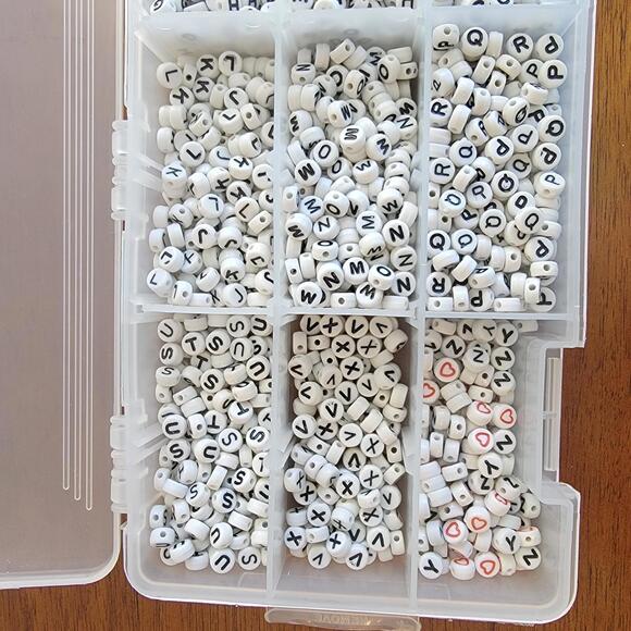 Craft Beads Set - White Alphabet Beads in Organizer Case (SR225) - Picture 2 of 3